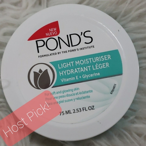 ponds light moisturiser